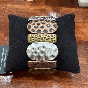 Mixed Metal Textured Stretch Bracelet - Multi Color